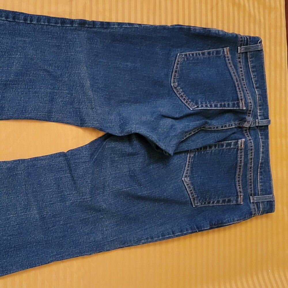 Women's GAP long & lean jeans